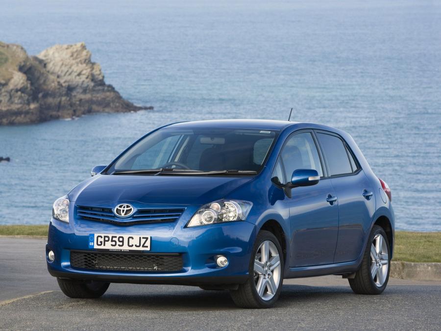  Toyota Auris 5-Door 2010 года  (UK) (фото 38 из 59)